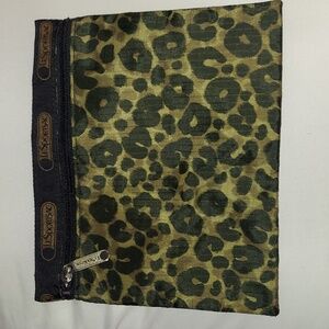 Lesportsac Army Leopard Cheetah Print Zip Cosmetic Accessory Bag
